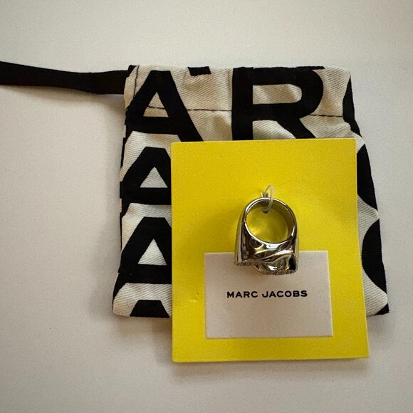 NWT Marc Jacobs Monogram Chain Link rin in silver tone metal - Picture 8 of 8